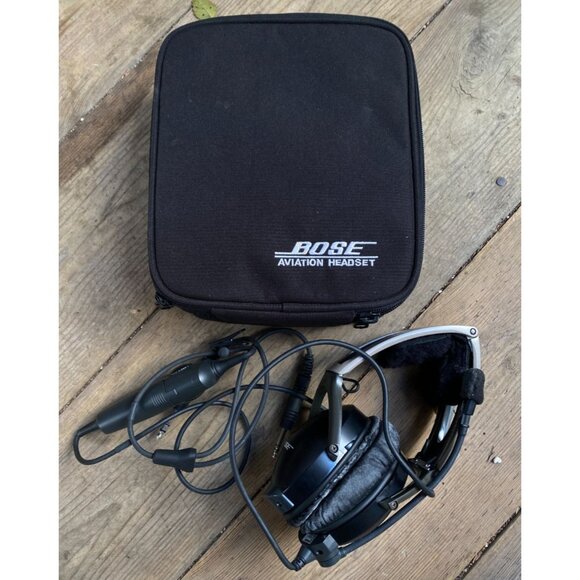 Bose X A10 Aviation Pilot Headset Dual GA Plug w/ Case & Ear Covers Mic Muff - Picture 1 of 16